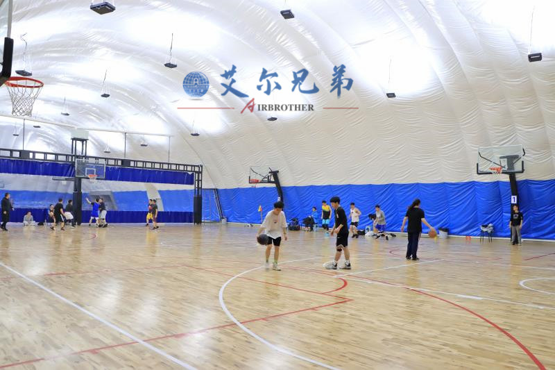 建一個氣膜室內(nèi)球館需要多少錢？